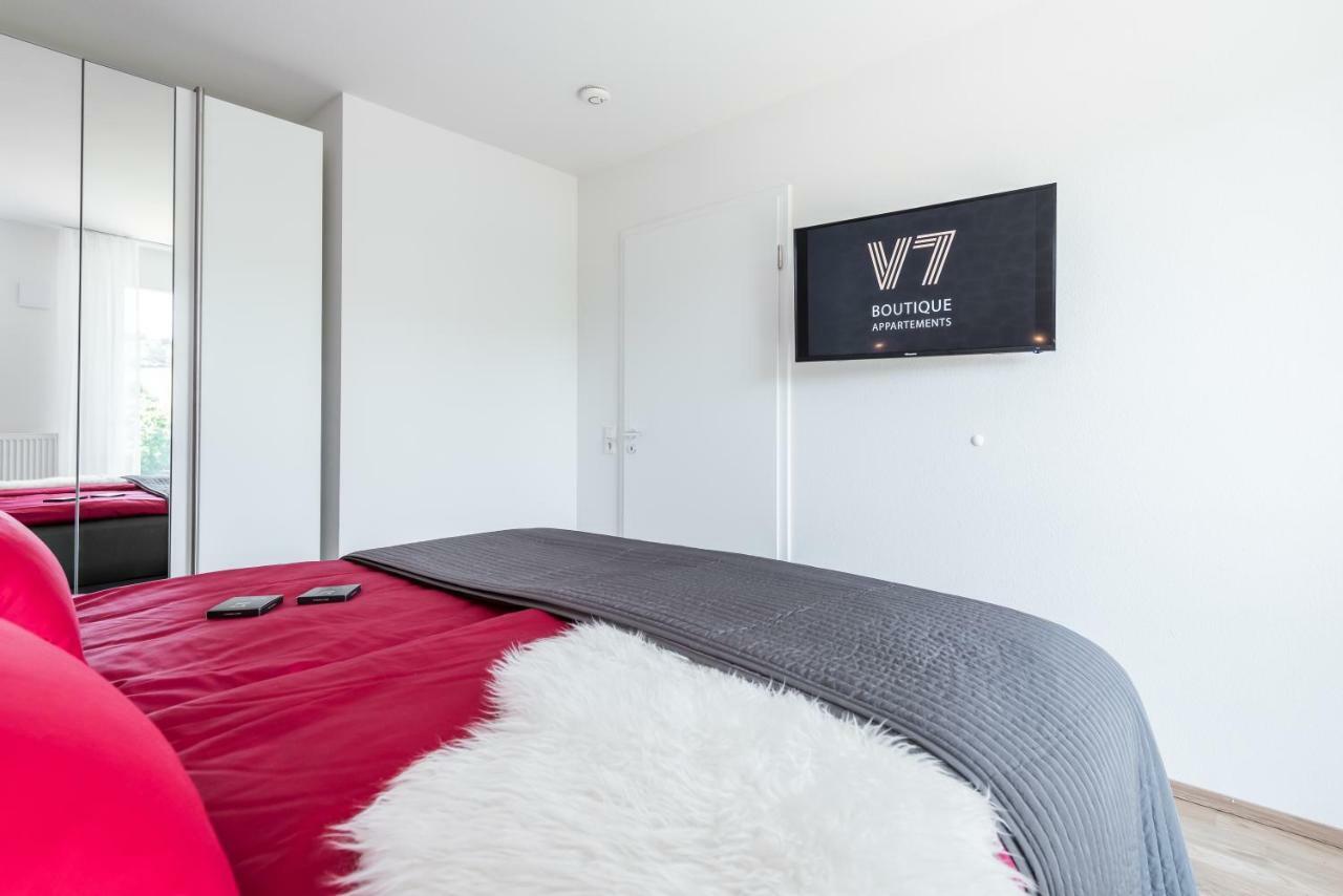 V7 Boutique
